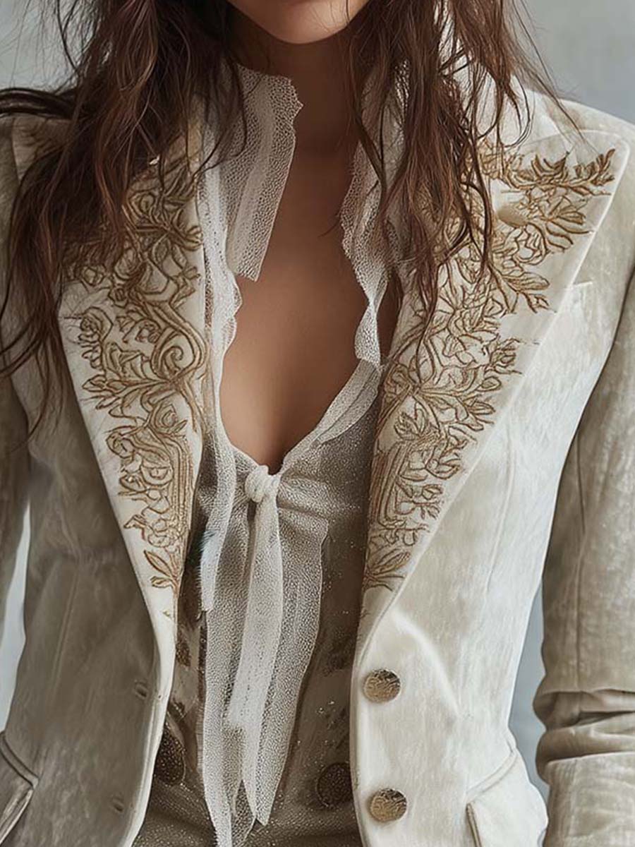 Constance | Blazer bordado de color marfil · Vista 4