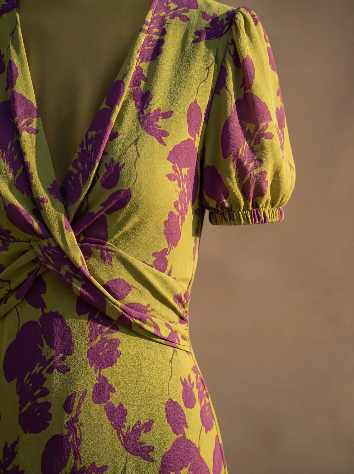 Laurel | Vestido largo de estampado botánico · Vista 2