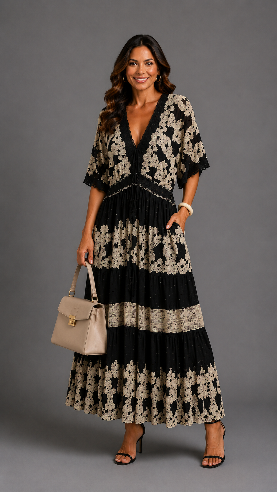 Sahara Negro | Vestido largo de encaje en contraste