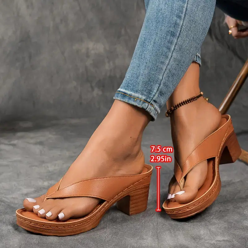 Céleste | Sandalias elegantes de tacón discreto