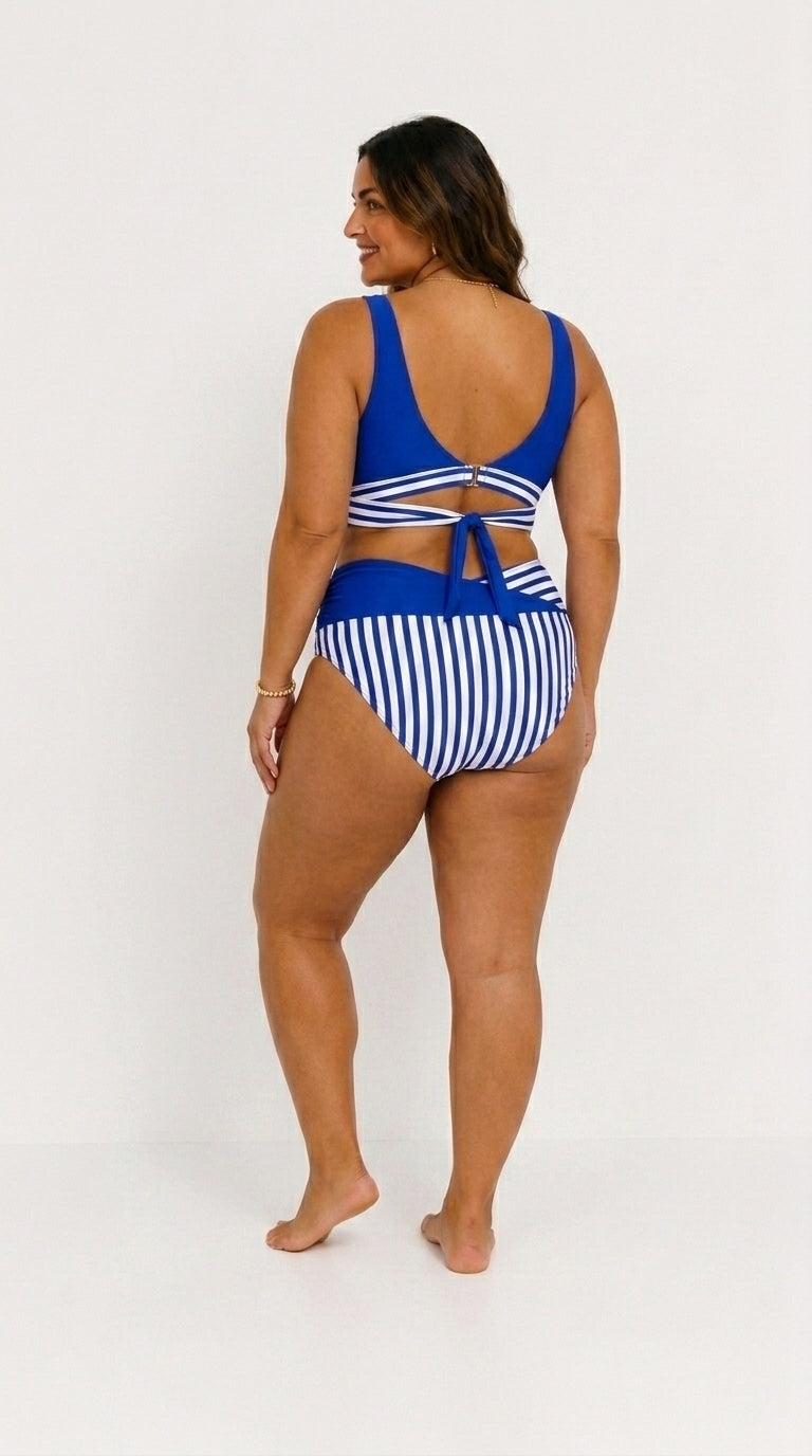 Bikini cruzado de rayas con braguita de talle alto