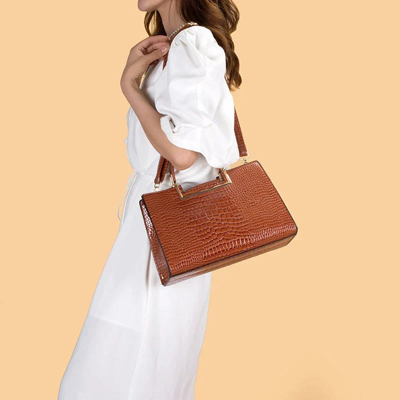 Conjunto de bolso y cartera · Vista 3