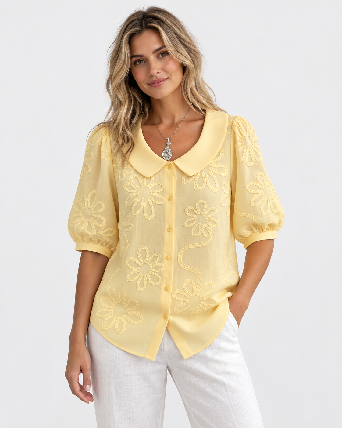 Blusa elegante Fiora con bordado floral