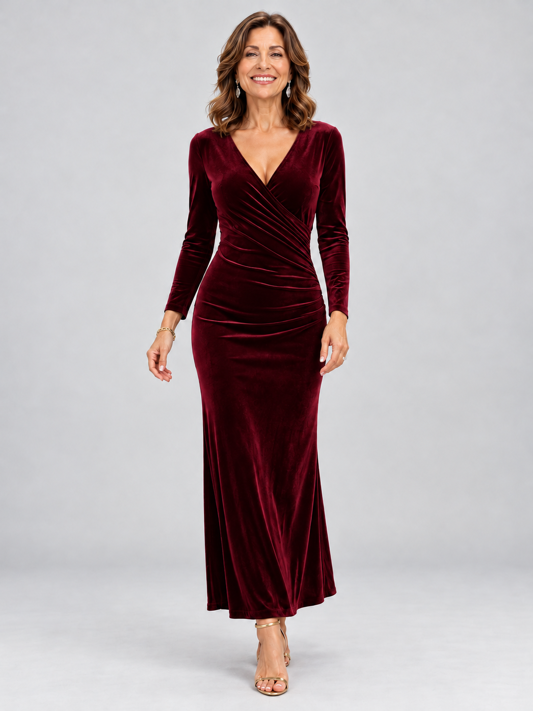 Alma, vestido largo de terciopelo burdeos con escote cruzado