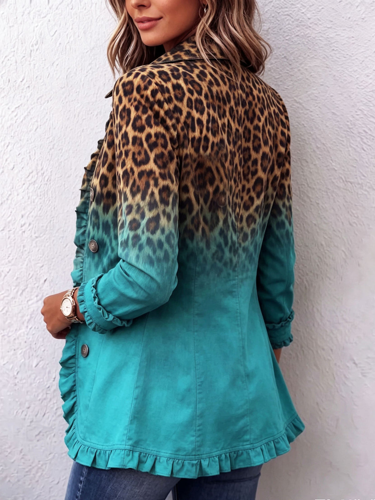 Cassandre | Blazer de estampado animal con volantes · Vista 4